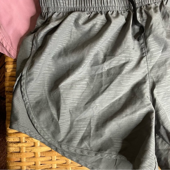 2 pairs Nike running shorts dri fit - Picture 6 of 7